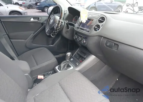 2017 Volkswagen Tiguan 2.0T/2.0T S из США, поврежденный, VIN WVGAV7AX2HK050520